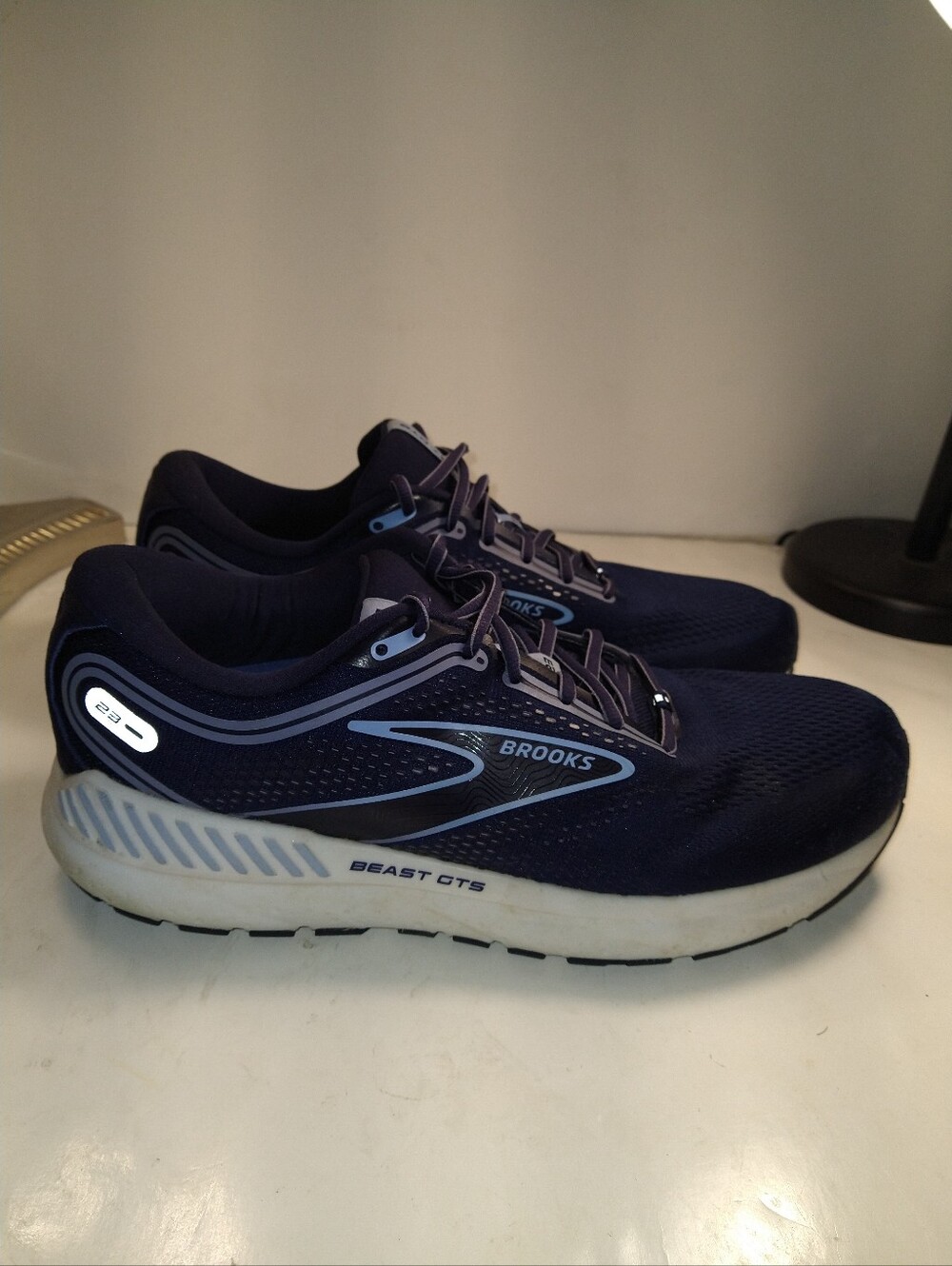 Brooks Beast GTS 23 Running Shoes Men's sz 12(2E).